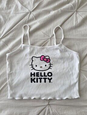 SHEIN x Hello Kitty Ribbed Crop Cami Graphic Tank Top